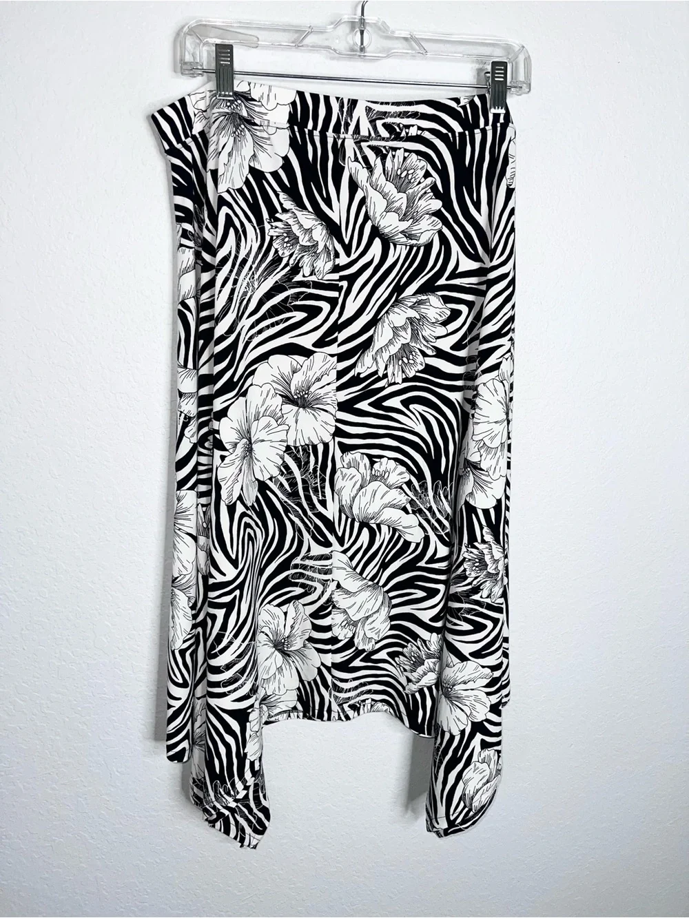 Chico's Zebra Skirt Womens Large 12 2 Handkerchief Hem Floral Maxi C5